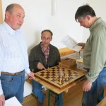 Zuschauer versuchen sich an Schachproblemen